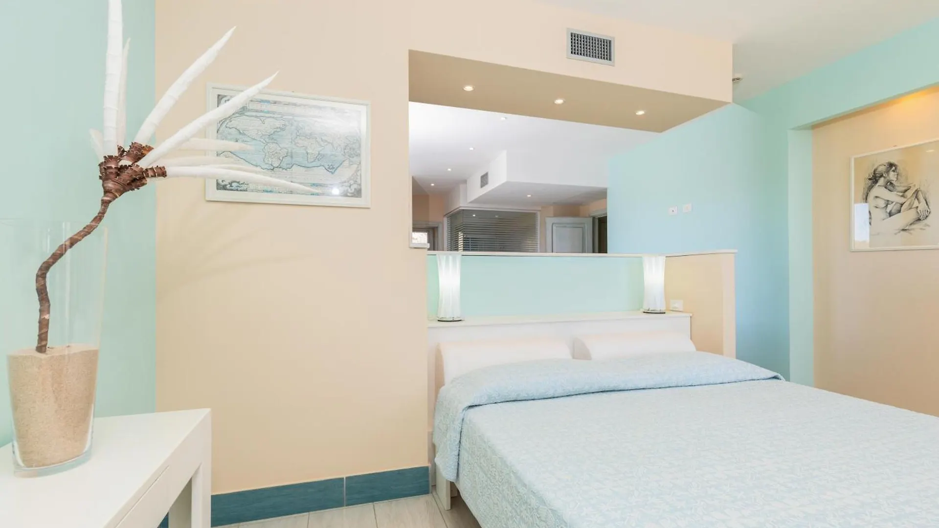 Abamar Hotel Santa Margherita di Pula 4*,  Italy